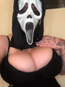 7669142