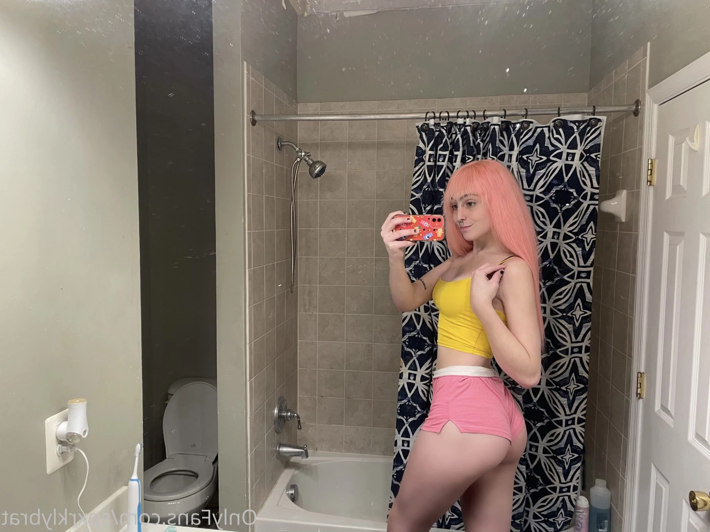 aurora! &lt;3 [ spxrklybrat ] Onlyfans leaked photo 10262116 on Hotleaks.tv
