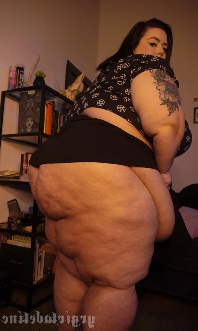 𝖆 𝖉 𝖊 𝖑 𝖎 𝖓 𝖊 [ ssbbwadeline ] Onlyfans leaked photo 2703874 on Hotleaks.tv