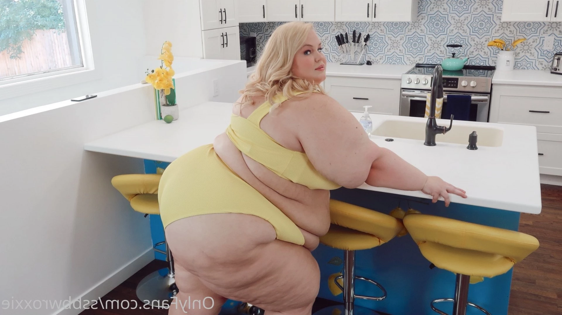 Supersized Roxxie [ ssbbwroxxie ] Onlyfans leaked photo 2710858 on Hotleaks.tv