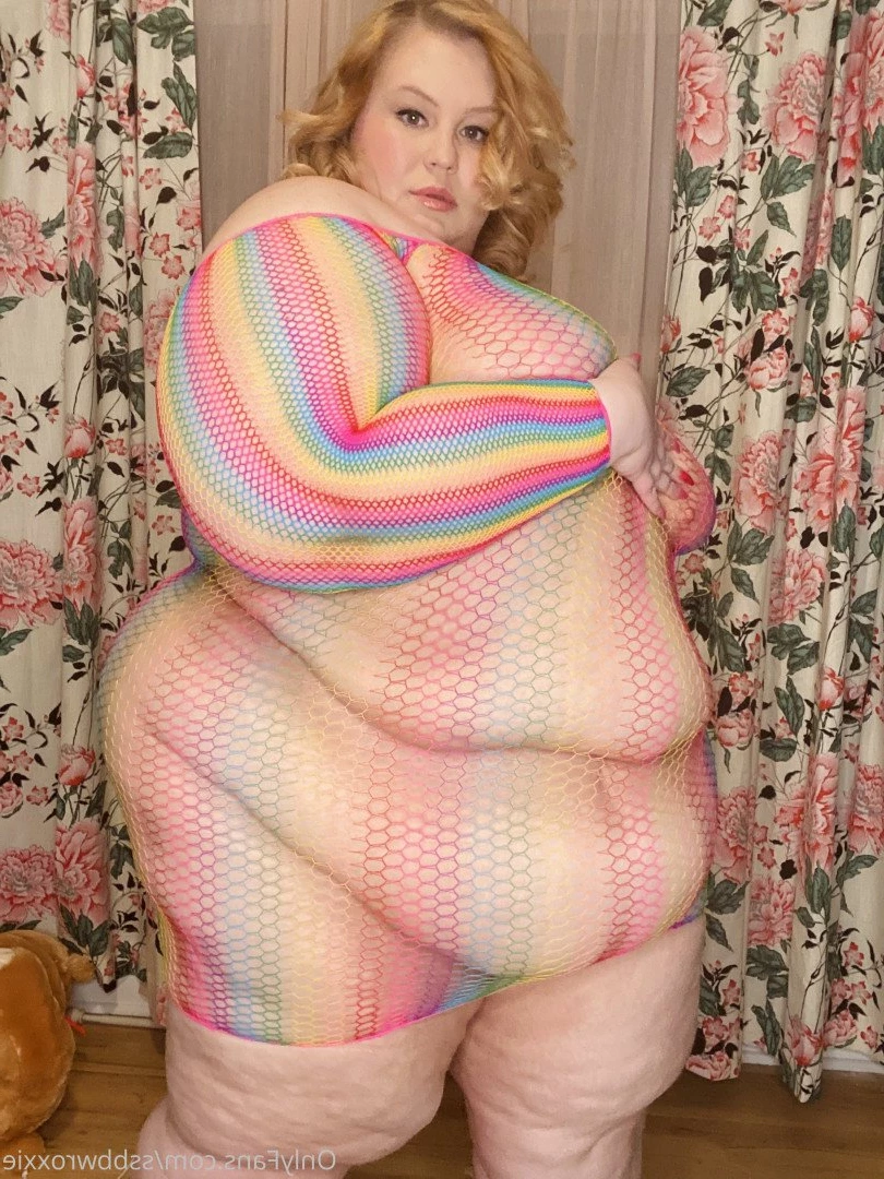 Supersized Roxxie [ ssbbwroxxie ] Onlyfans leaked photo 2711288 on Hotleaks.tv