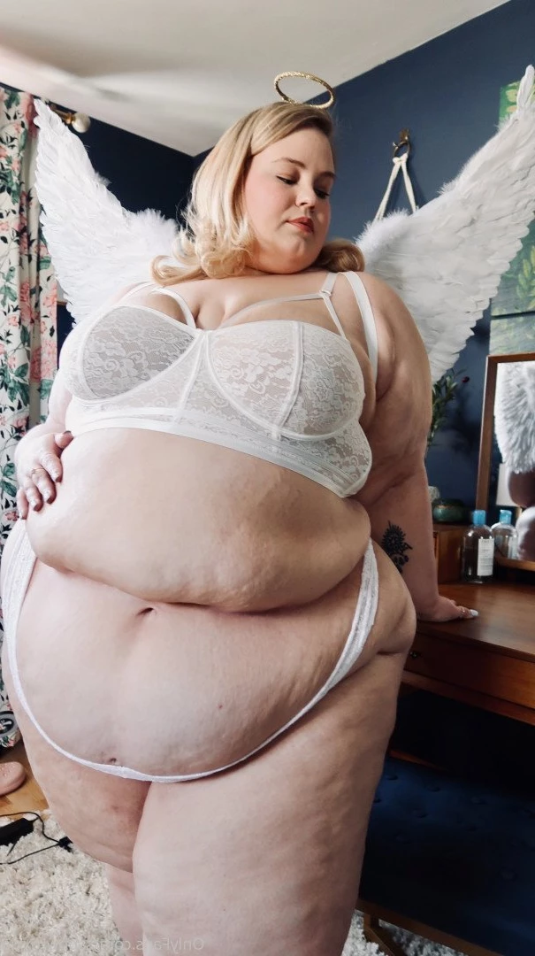 Supersized Roxxie [ ssbbwroxxie ] Onlyfans leaked photo 2711412 on Hotleaks.tv
