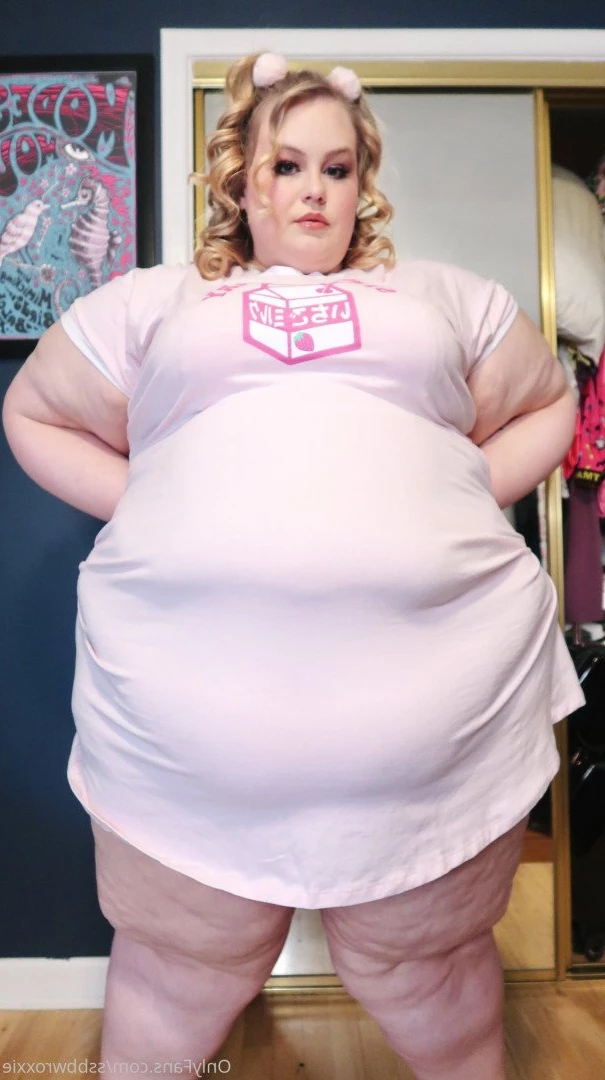 Supersized Roxxie [ ssbbwroxxie ] Onlyfans leaked photo 2711694 on Hotleaks.tv