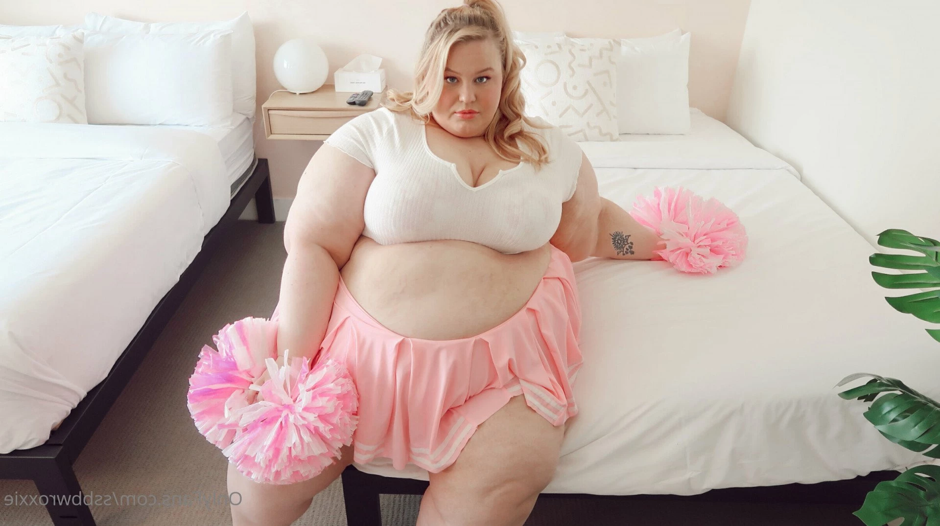 Supersized Roxxie [ ssbbwroxxie ] Onlyfans leaked photo 2712474 on Hotleaks.tv