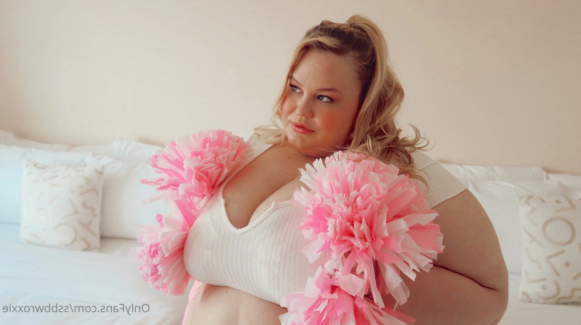 Supersized Roxxie [ ssbbwroxxie ] Onlyfans leaked photo 2712979 on Hotleaks.tv