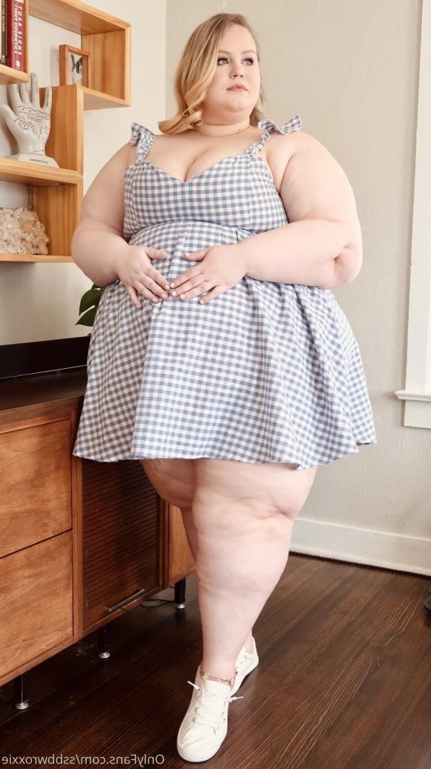 Supersized Roxxie [ ssbbwroxxie ] Onlyfans leaked photo 2713266 on Hotleaks.tv