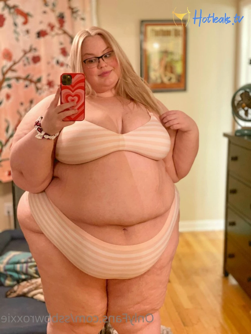 Supersized Roxxie [ ssbbwroxxie ] Onlyfans leaked photo 2713731 on Hotleaks.tv