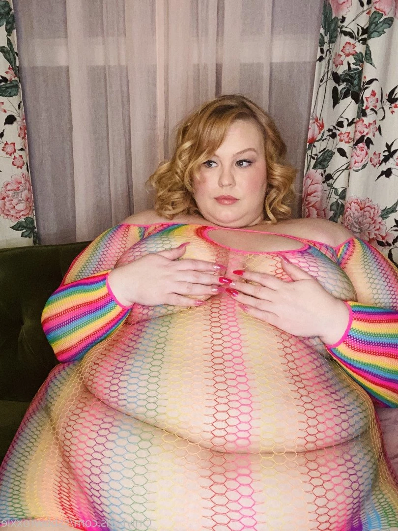 Supersized Roxxie [ ssbbwroxxie ] Onlyfans leaked photo 2715005 on Hotleaks.tv