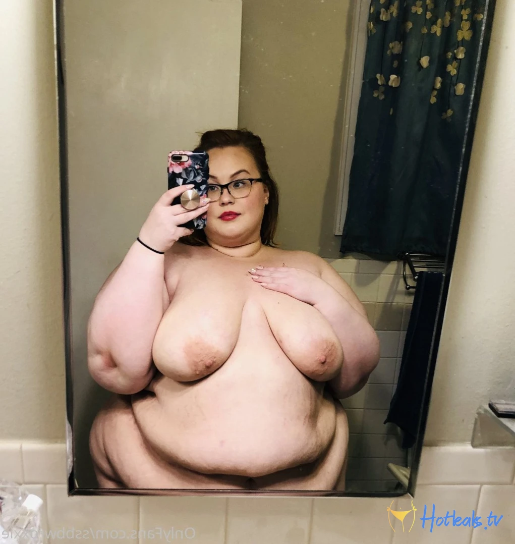 Supersized Roxxie [ ssbbwroxxie ] Onlyfans leaked photo 2717390 on Hotleaks.tv