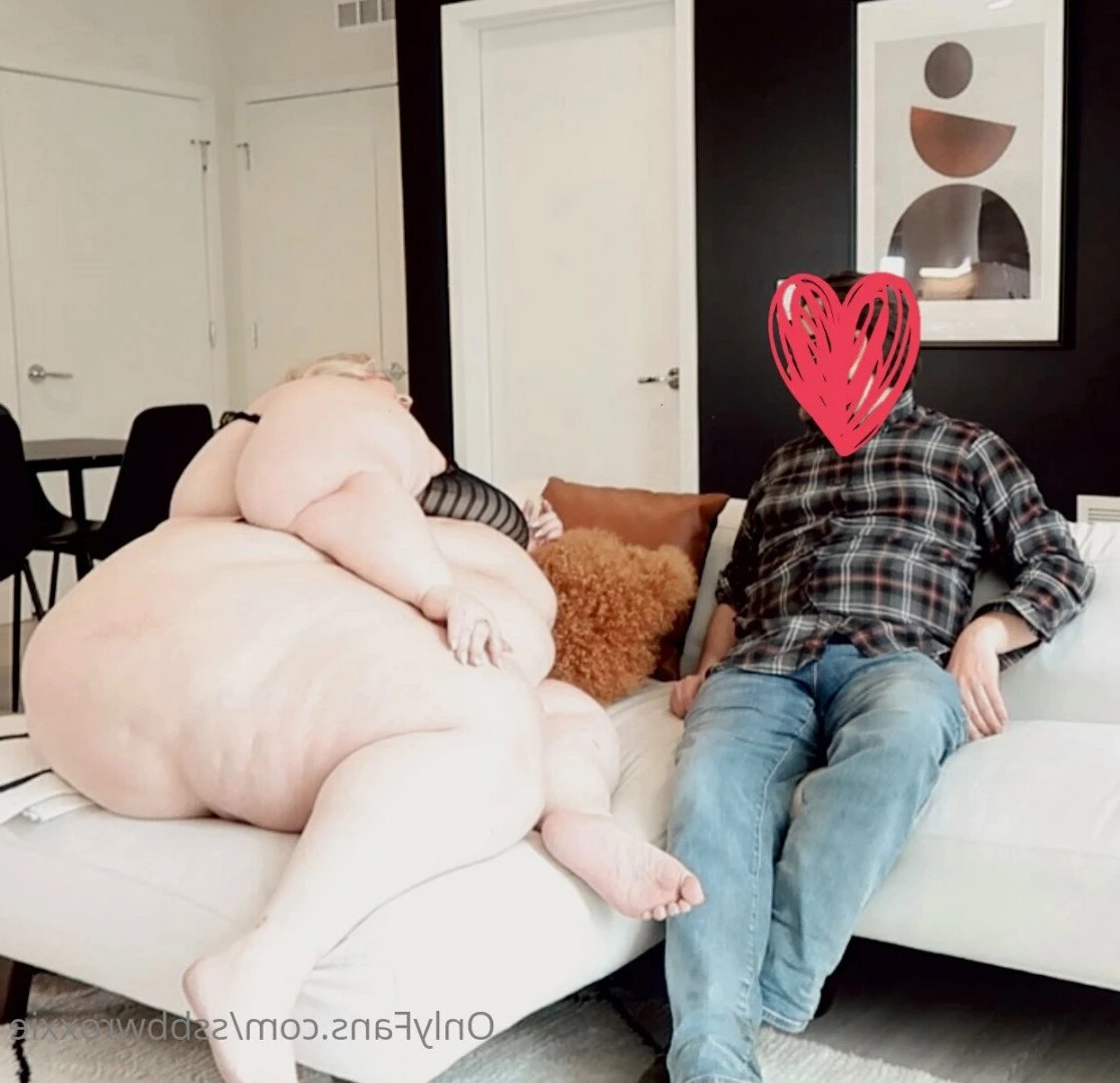 Supersized Roxxie [ ssbbwroxxie ] Onlyfans leaked photo 2719688 on Hotleaks.tv