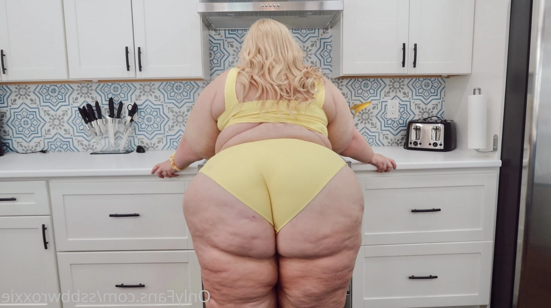 Supersized Roxxie [ ssbbwroxxie ] Onlyfans leaked photo 2723135 on Hotleaks.tv