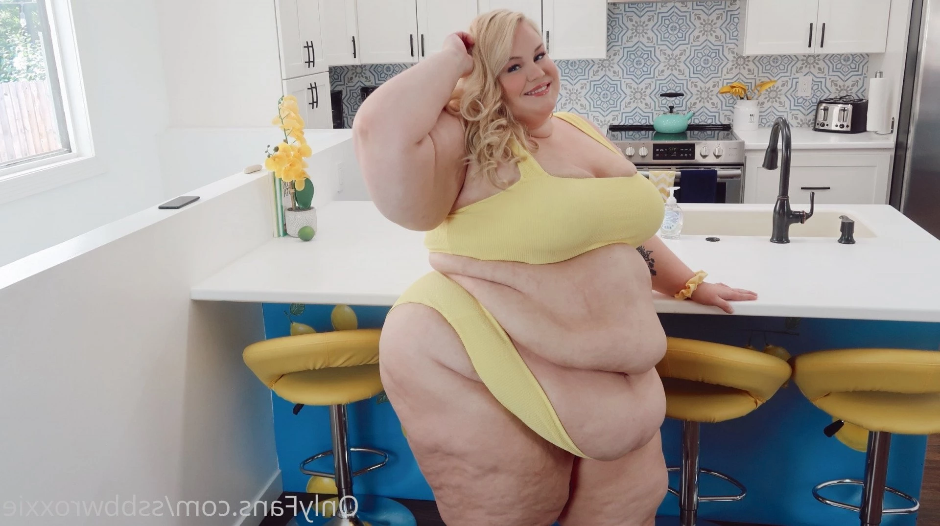 Supersized Roxxie [ ssbbwroxxie ] Onlyfans leaked photo 2723448 on Hotleaks.tv