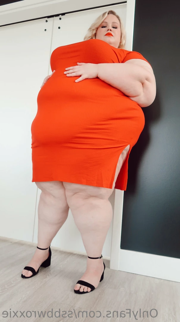 Supersized Roxxie [ ssbbwroxxie ] Onlyfans leaked photo 5728435 on Hotleaks.tv