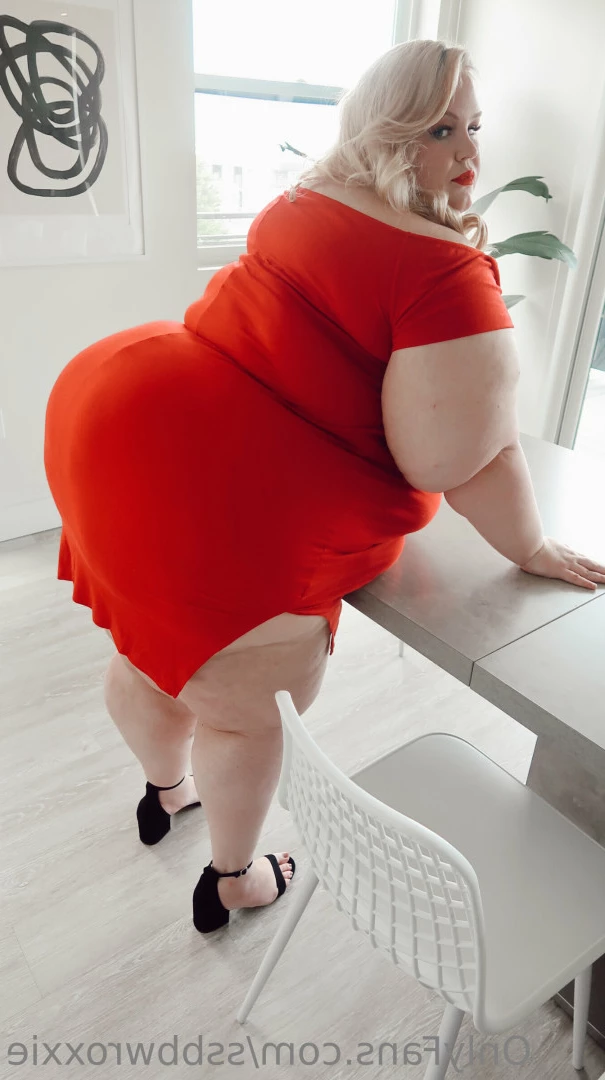 Supersized Roxxie [ ssbbwroxxie ] Onlyfans leaked photo 5728598 on Hotleaks.tv
