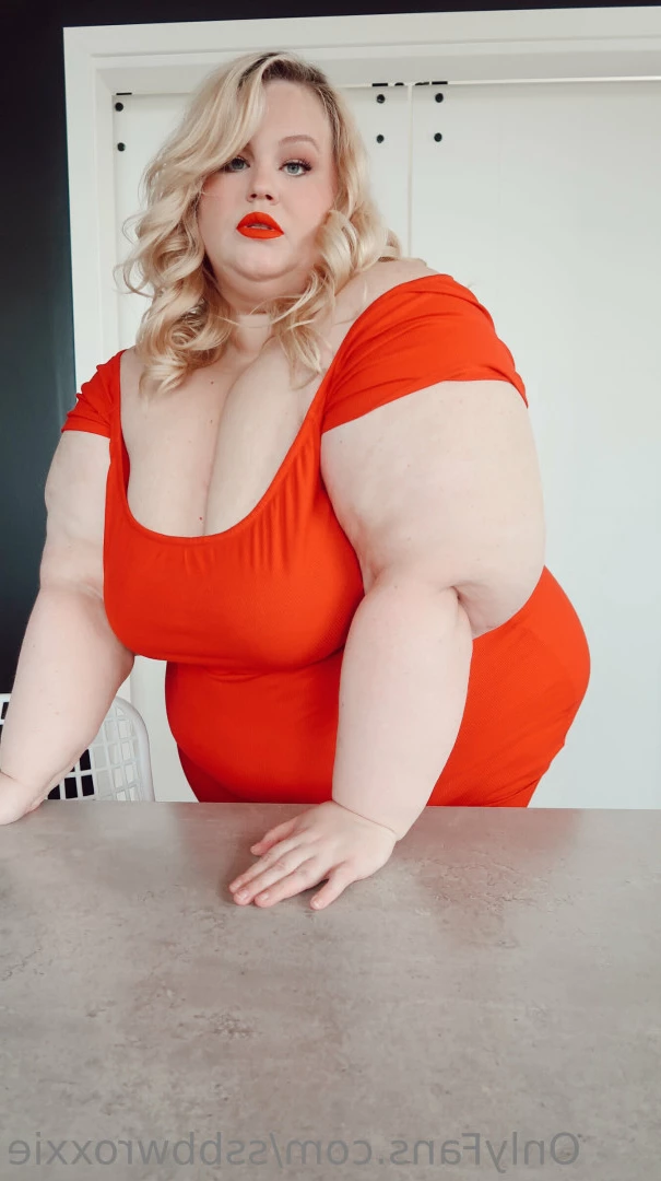 Supersized Roxxie [ ssbbwroxxie ] Onlyfans leaked photo 5729002 on Hotleaks.tv