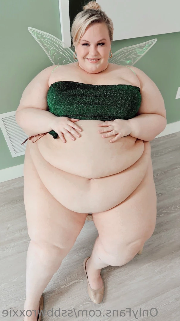 Supersized Roxxie [ ssbbwroxxie ] Onlyfans leaked photo 5729807 on Hotleaks.tv