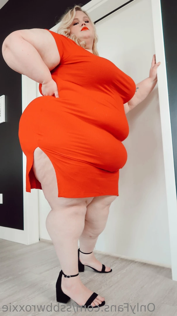 Supersized Roxxie [ ssbbwroxxie ] Onlyfans leaked photo 5729830 on Hotleaks.tv