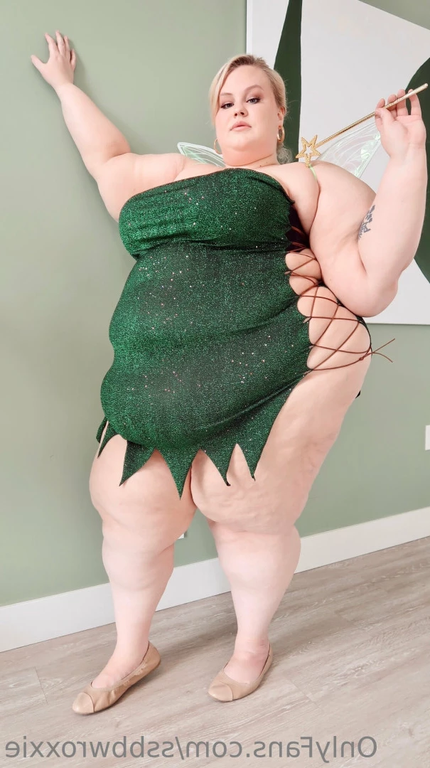 Supersized Roxxie [ ssbbwroxxie ] Onlyfans leaked photo 5730051 on Hotleaks.tv