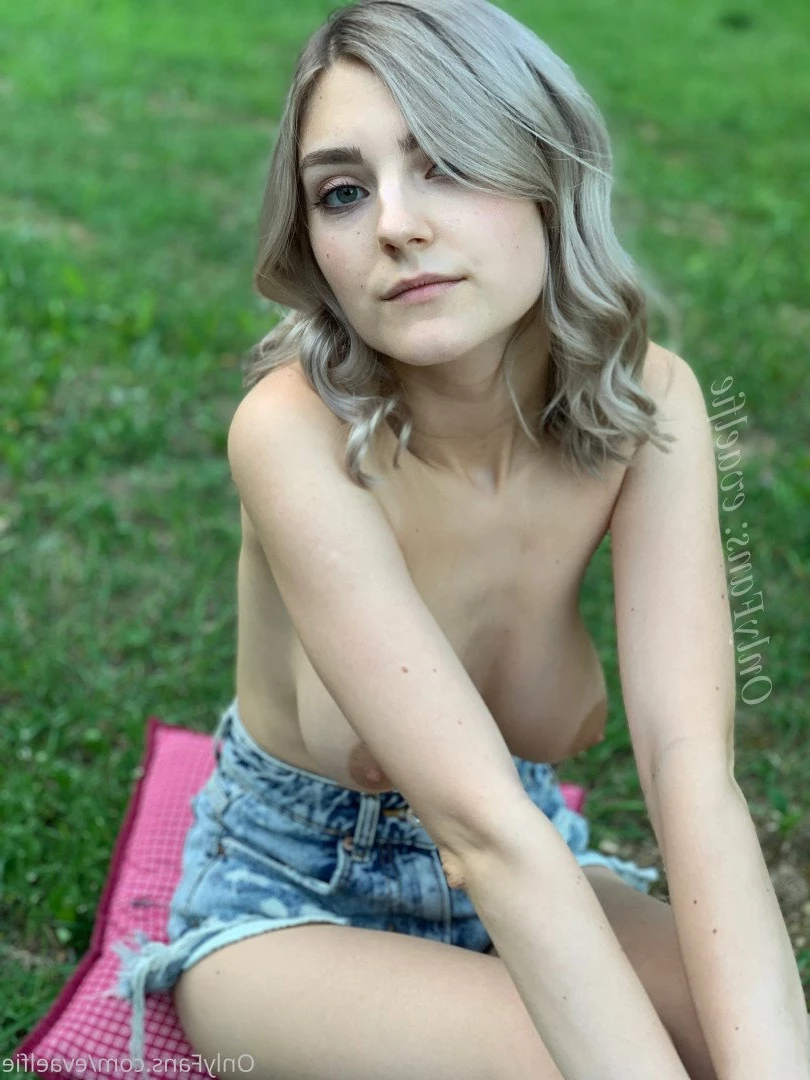 Eva Elfie [ evaelfie ] Onlyfans leaked photo 372213 on Hotleaks.tv
