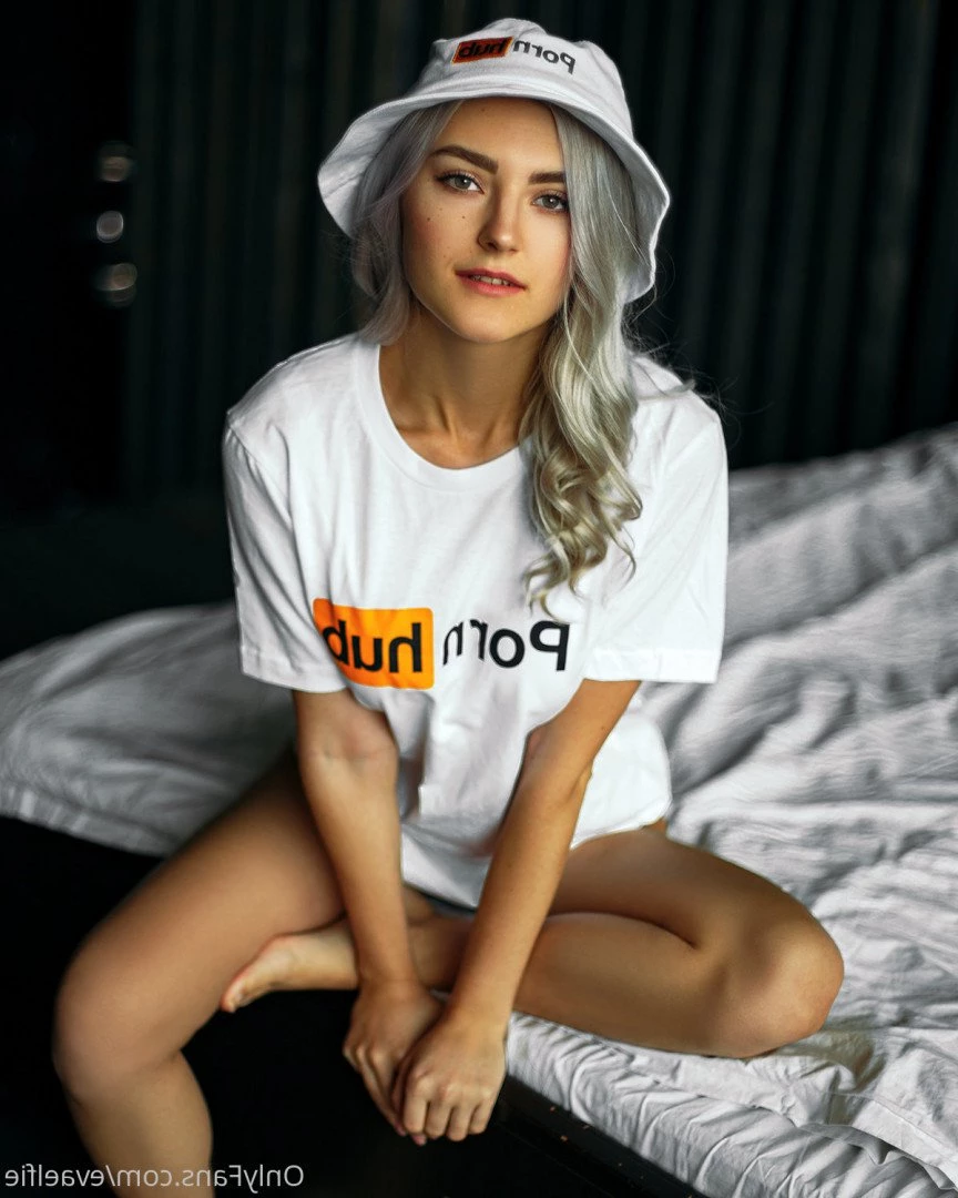 Eva Elfie [ evaelfie ] Onlyfans leaked photo 372279 on Hotleaks.tv