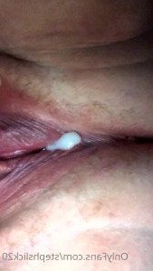 4592637