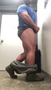 Master Brad [ straightcountrymuscle ] Onlyfans leaked video 4592883 on Hotleaks.tv