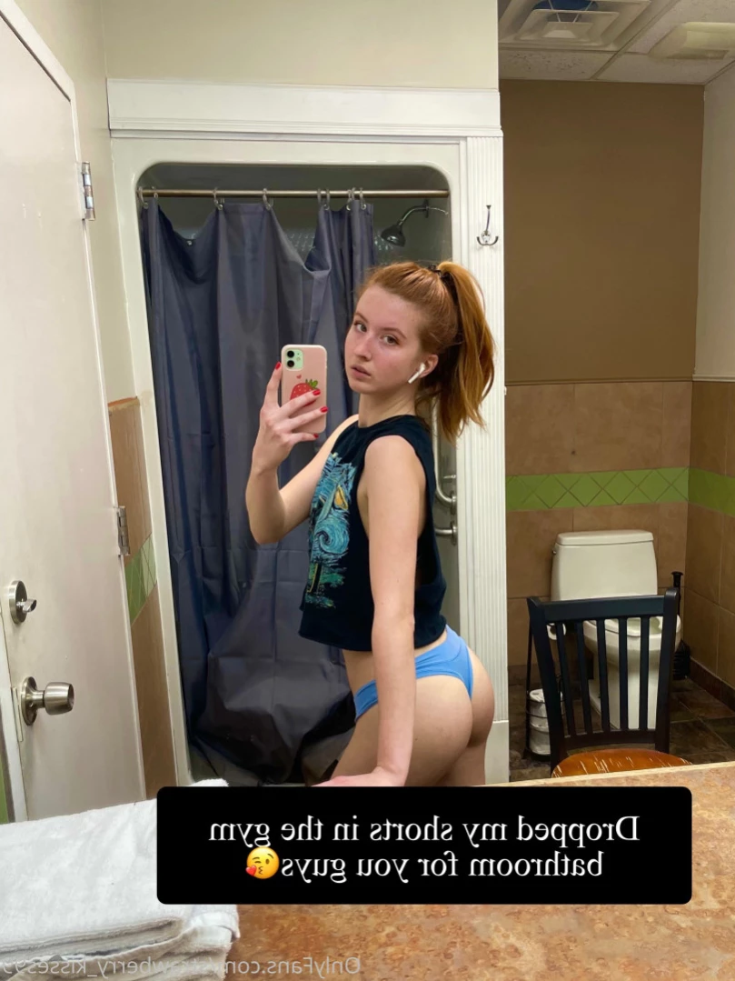 Strawberry Kisses [ strawberrykisses99 ] Onlyfans leaked photo 13313144 on Hotleaks.tv
