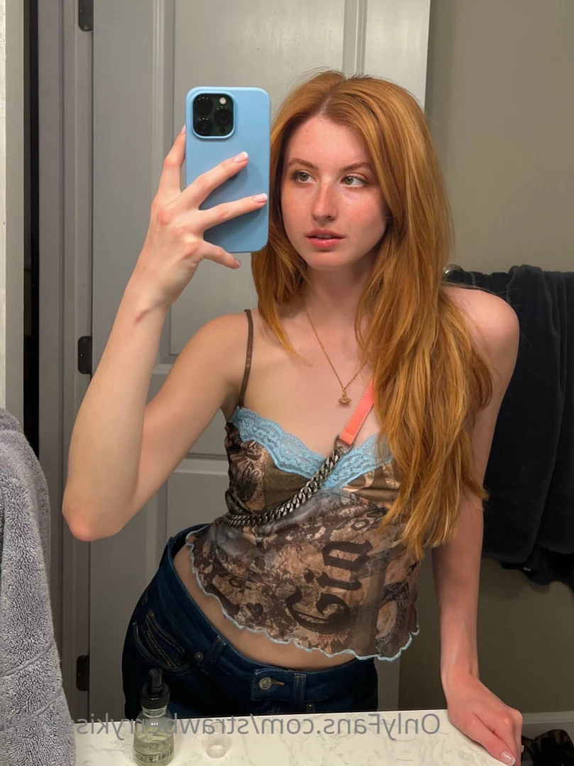 Strawberry Kisses [ strawberrykisses99 ] Onlyfans leaked photo 13624588 on Hotleaks.tv