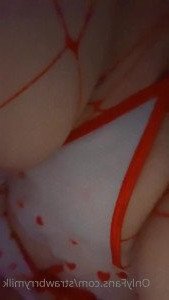 🍓🥛 [ strawbrrymilk ] Onlyfans leaked video 4593261 on Hotleaks.tv