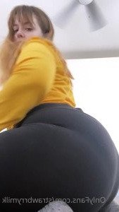 🍓🥛 [ strawbrrymilk ] Onlyfans leaked video 4593263 on Hotleaks.tv