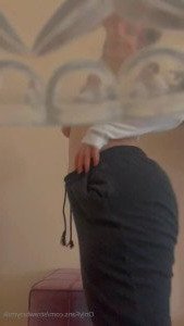 🍓🥛 [ strawbrrymilk ] Onlyfans leaked video 4593315 on Hotleaks.tv