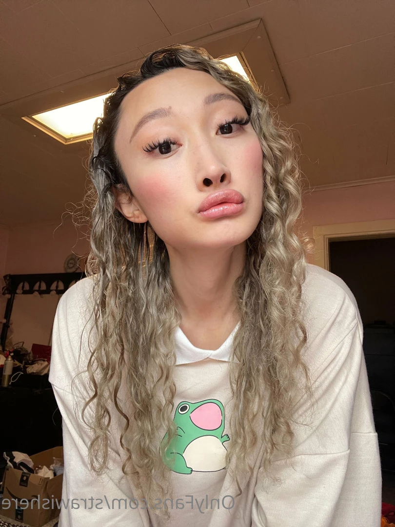 billie [ strawishere ] Onlyfans leaked photo 16734161 on Hotleaks.tv