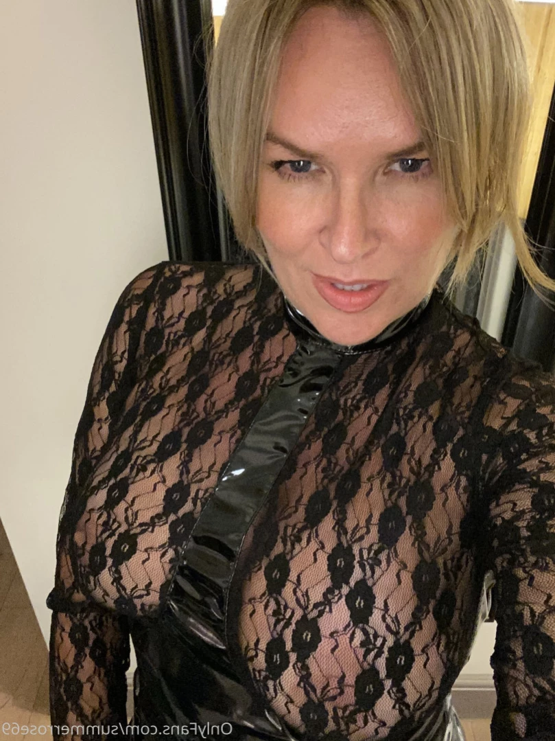 𝗦𝗨𝗠𝗠𝗘𝗥 𝗥𝗢𝗦𝗘 𝗦𝗪𝗜𝗡𝗚𝗘𝗥 𝗪𝗜𝗙𝗘 [ summerrose69 ] Onlyfans leaked photo 11460403 on Hotleaks.tv