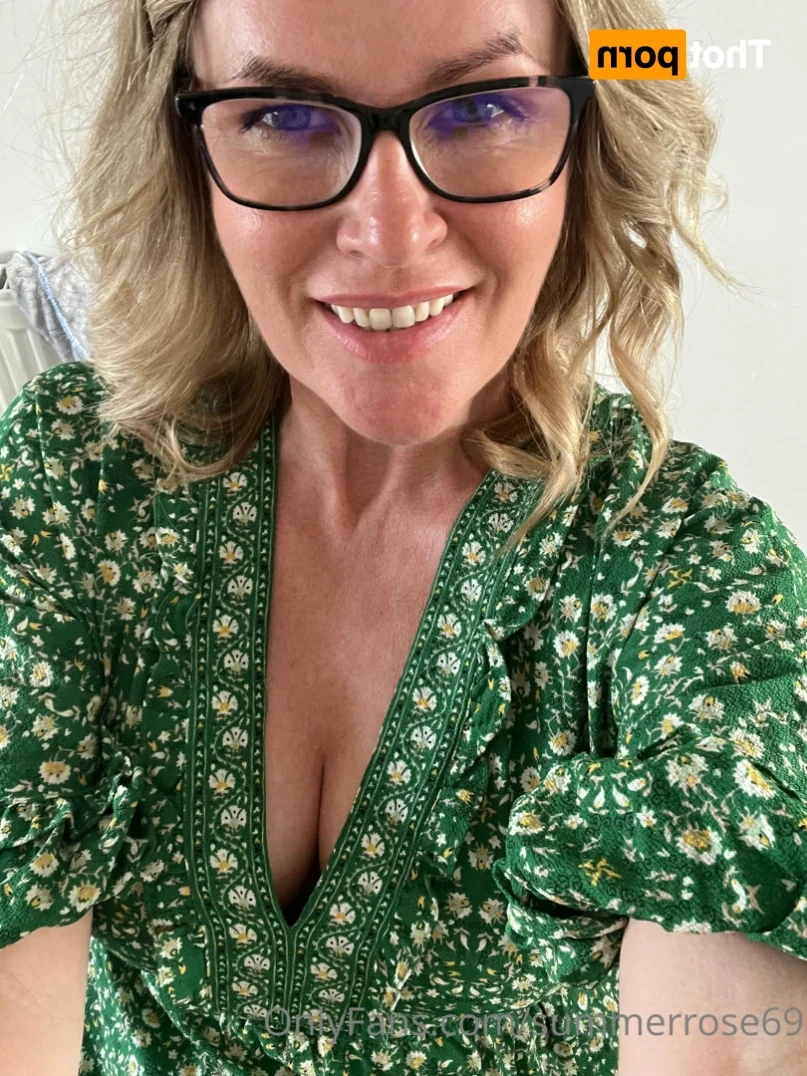 𝗦𝗨𝗠𝗠𝗘𝗥 𝗥𝗢𝗦𝗘 𝗦𝗪𝗜𝗡𝗚𝗘𝗥 𝗪𝗜𝗙𝗘 [ summerrose69 ] Onlyfans leaked photo 11464439 on Hotleaks.tv