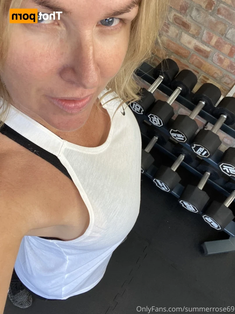 𝗦𝗨𝗠𝗠𝗘𝗥 𝗥𝗢𝗦𝗘 𝗦𝗪𝗜𝗡𝗚𝗘𝗥 𝗪𝗜𝗙𝗘 [ summerrose69 ] Onlyfans leaked photo 13220645 on Hotleaks.tv
