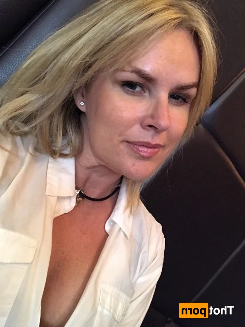 𝗦𝗨𝗠𝗠𝗘𝗥 𝗥𝗢𝗦𝗘 𝗦𝗪𝗜𝗡𝗚𝗘𝗥 𝗪𝗜𝗙𝗘 [ summerrose69 ] Onlyfans leaked photo 13221282 on Hotleaks.tv