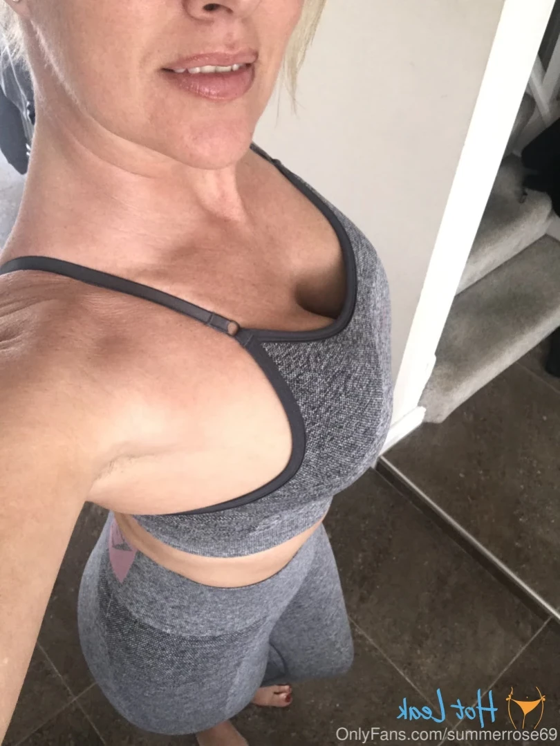 𝗦𝗨𝗠𝗠𝗘𝗥 𝗥𝗢𝗦𝗘 𝗦𝗪𝗜𝗡𝗚𝗘𝗥 𝗪𝗜𝗙𝗘 [ summerrose69 ] Onlyfans leaked photo 13236678 on Hotleaks.tv