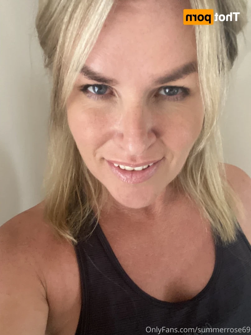 𝗦𝗨𝗠𝗠𝗘𝗥 𝗥𝗢𝗦𝗘 𝗦𝗪𝗜𝗡𝗚𝗘𝗥 𝗪𝗜𝗙𝗘 [ summerrose69 ] Onlyfans leaked photo 13239710 on Hotleaks.tv