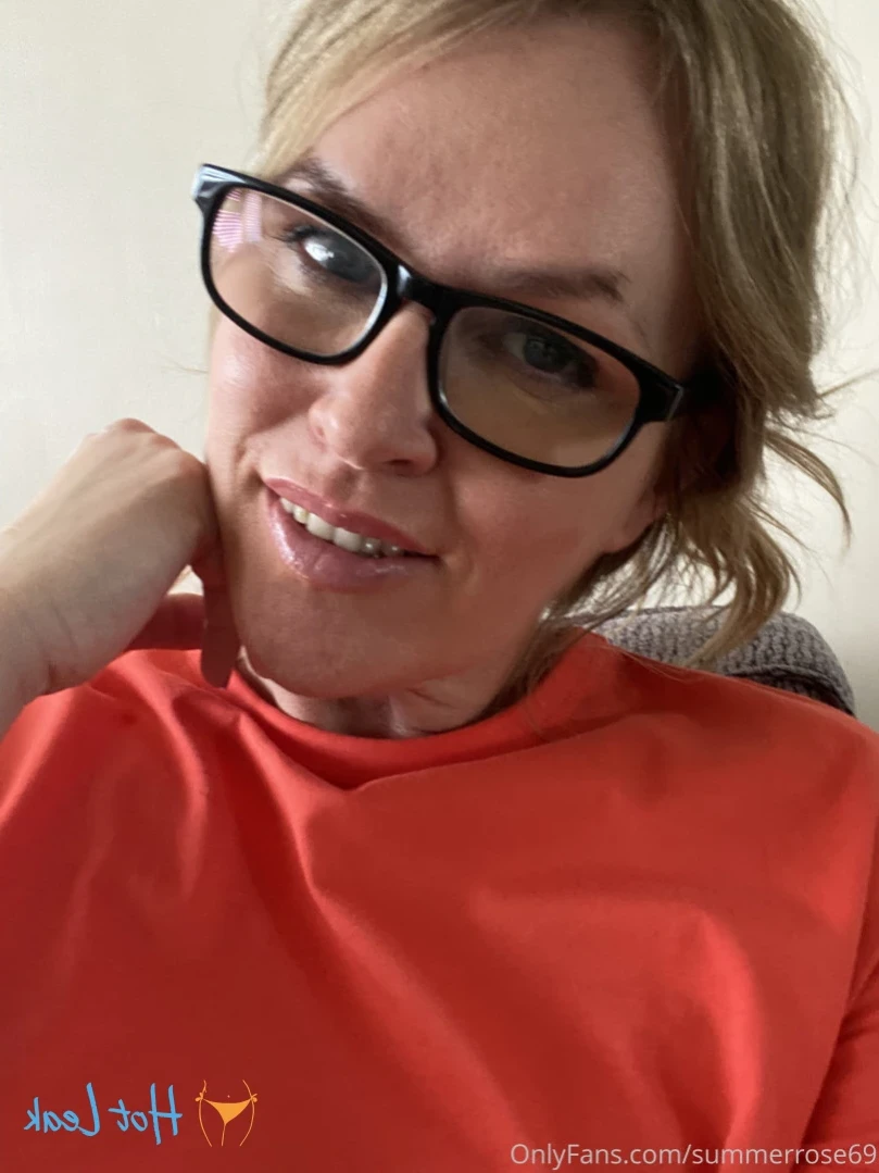𝗦𝗨𝗠𝗠𝗘𝗥 𝗥𝗢𝗦𝗘 𝗦𝗪𝗜𝗡𝗚𝗘𝗥 𝗪𝗜𝗙𝗘 [ summerrose69 ] Onlyfans leaked photo 13324221 on Hotleaks.tv