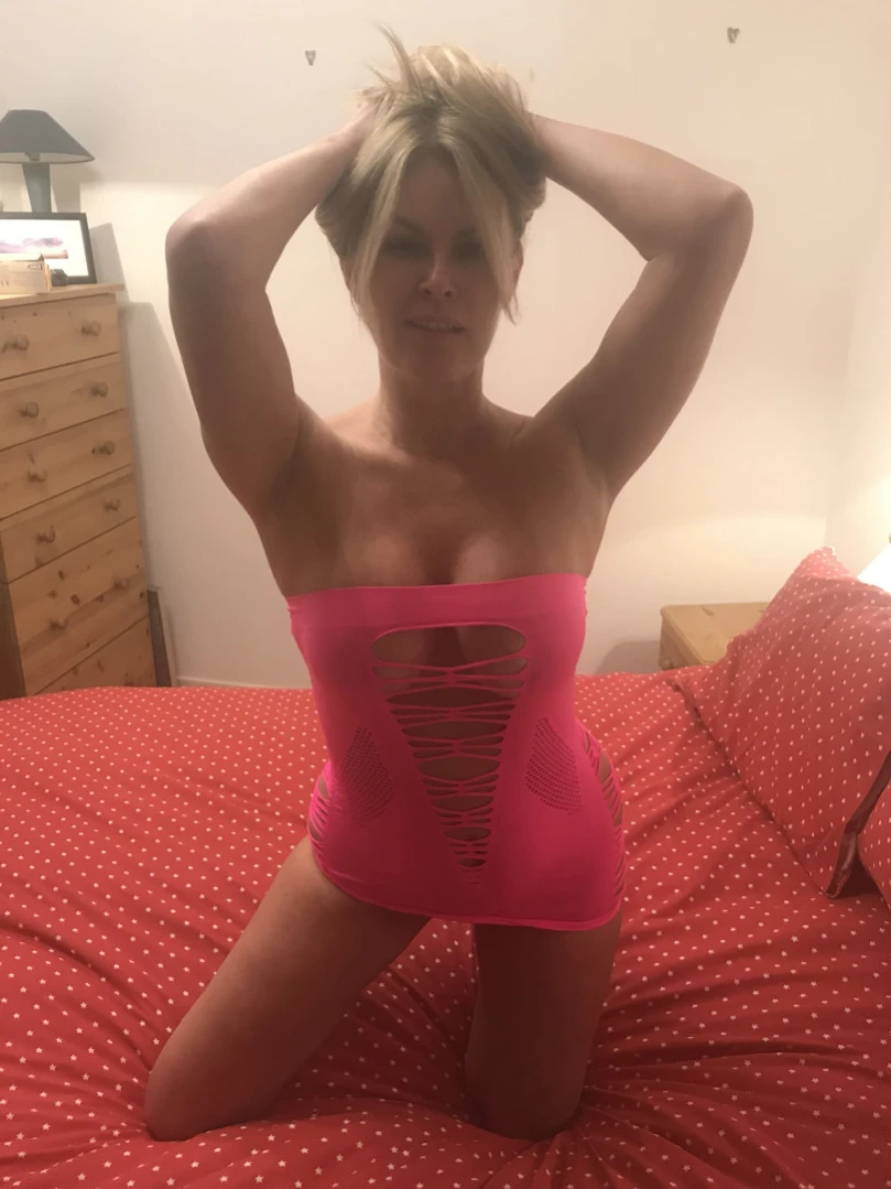 𝗦𝗨𝗠𝗠𝗘𝗥 𝗥𝗢𝗦𝗘 𝗦𝗪𝗜𝗡𝗚𝗘𝗥 𝗪𝗜𝗙𝗘 [ summerrose69 ] Onlyfans leaked photo 13327236 on Hotleaks.tv