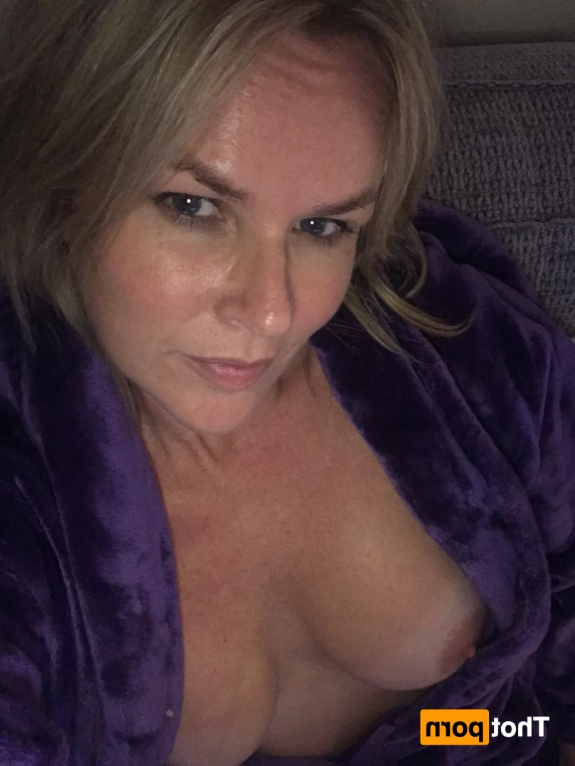 𝗦𝗨𝗠𝗠𝗘𝗥 𝗥𝗢𝗦𝗘 𝗦𝗪𝗜𝗡𝗚𝗘𝗥 𝗪𝗜𝗙𝗘 [ summerrose69 ] Onlyfans leaked photo 13327507 on Hotleaks.tv