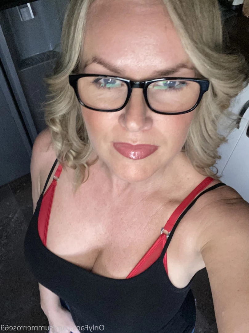 𝗦𝗨𝗠𝗠𝗘𝗥 𝗥𝗢𝗦𝗘 𝗦𝗪𝗜𝗡𝗚𝗘𝗥 𝗪𝗜𝗙𝗘 [ summerrose69 ] Onlyfans leaked photo 13328077 on Hotleaks.tv