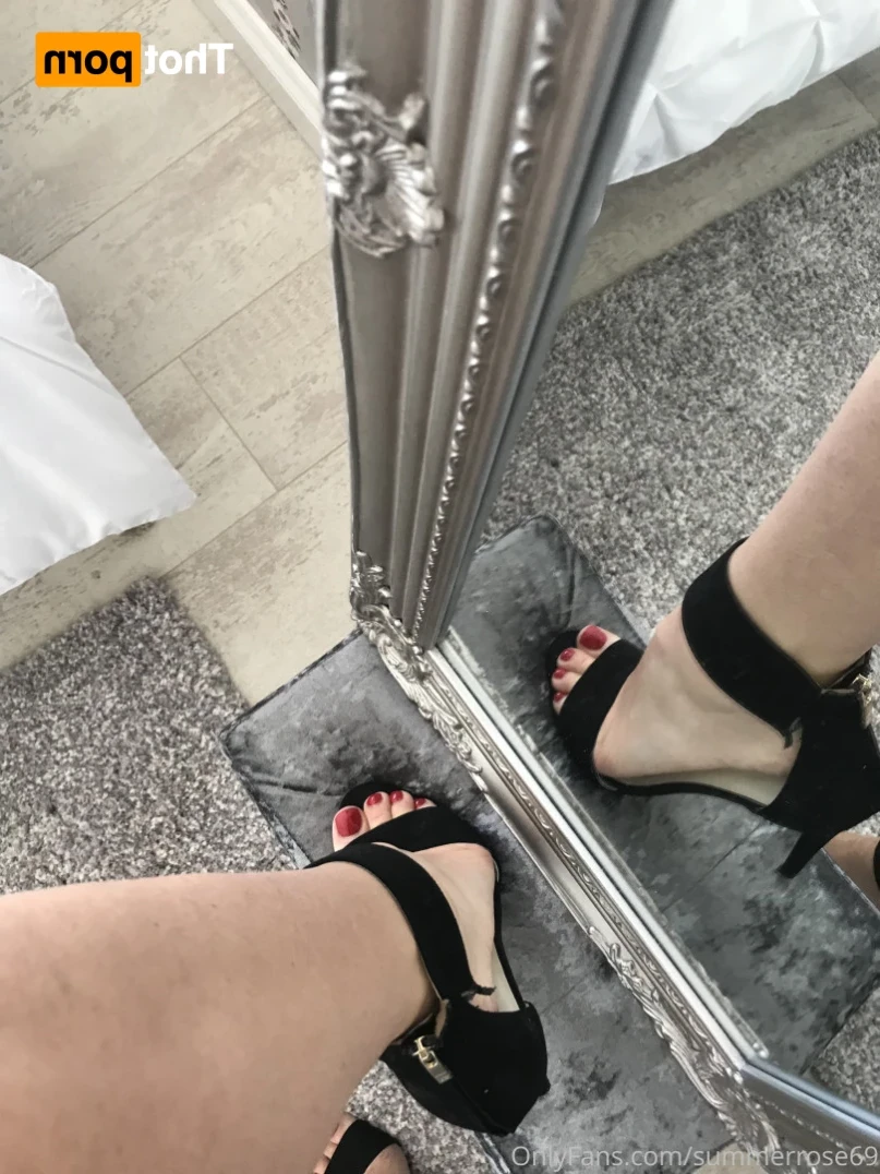 𝗦𝗨𝗠𝗠𝗘𝗥 𝗥𝗢𝗦𝗘 𝗦𝗪𝗜𝗡𝗚𝗘𝗥 𝗪𝗜𝗙𝗘 [ summerrose69 ] Onlyfans leaked photo 13334870 on Hotleaks.tv