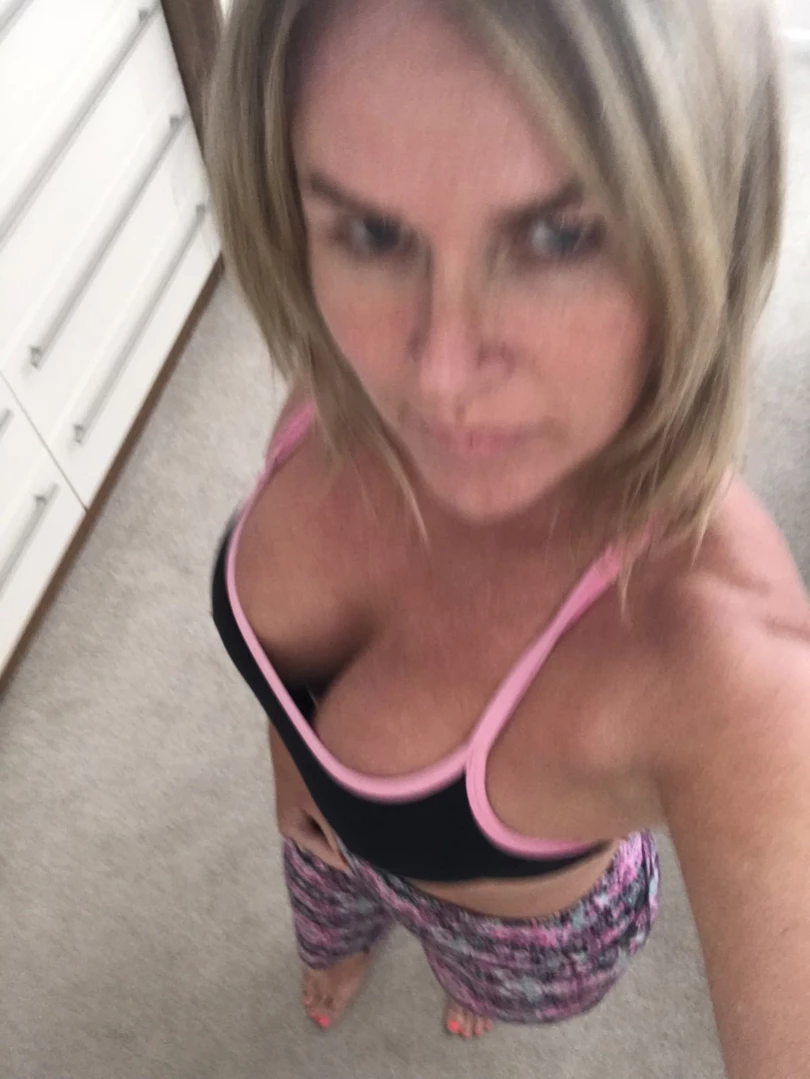 𝗦𝗨𝗠𝗠𝗘𝗥 𝗥𝗢𝗦𝗘 𝗦𝗪𝗜𝗡𝗚𝗘𝗥 𝗪𝗜𝗙𝗘 [ summerrose69 ] Onlyfans leaked photo 13421578 on Hotleaks.tv