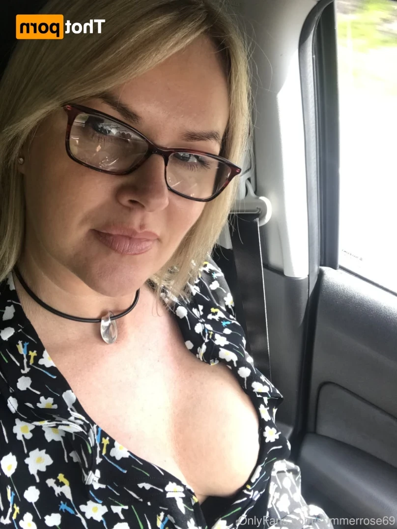 𝗦𝗨𝗠𝗠𝗘𝗥 𝗥𝗢𝗦𝗘 𝗦𝗪𝗜𝗡𝗚𝗘𝗥 𝗪𝗜𝗙𝗘 [ summerrose69 ] Onlyfans leaked photo 15326924 on Hotleaks.tv