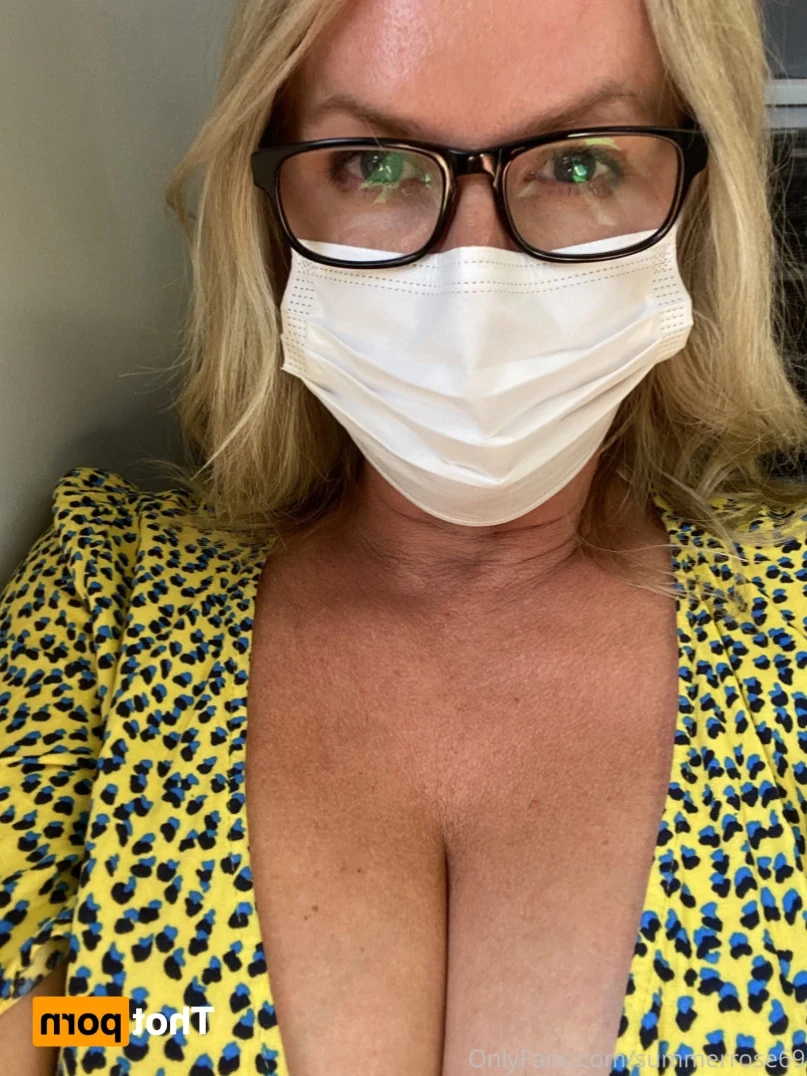 𝗦𝗨𝗠𝗠𝗘𝗥 𝗥𝗢𝗦𝗘 𝗦𝗪𝗜𝗡𝗚𝗘𝗥 𝗪𝗜𝗙𝗘 [ summerrose69 ] Onlyfans leaked photo 15465196 on Hotleaks.tv