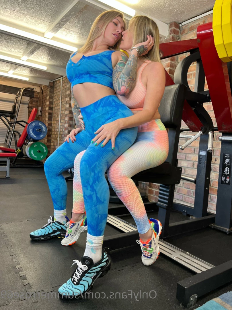 𝗦𝗨𝗠𝗠𝗘𝗥 𝗥𝗢𝗦𝗘 𝗦𝗪𝗜𝗡𝗚𝗘𝗥 𝗪𝗜𝗙𝗘 [ summerrose69 ] Onlyfans leaked photo 15467258 on Hotleaks.tv