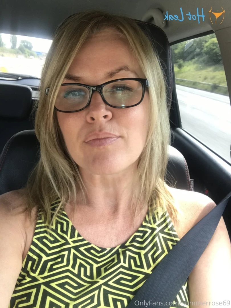 𝗦𝗨𝗠𝗠𝗘𝗥 𝗥𝗢𝗦𝗘 𝗦𝗪𝗜𝗡𝗚𝗘𝗥 𝗪𝗜𝗙𝗘 [ summerrose69 ] Onlyfans leaked photo 15914433 on Hotleaks.tv
