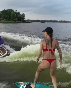 Surfer Girl [ surfwithclaire ] Onlyfans leaked video 10593633 on Hotleaks.tv