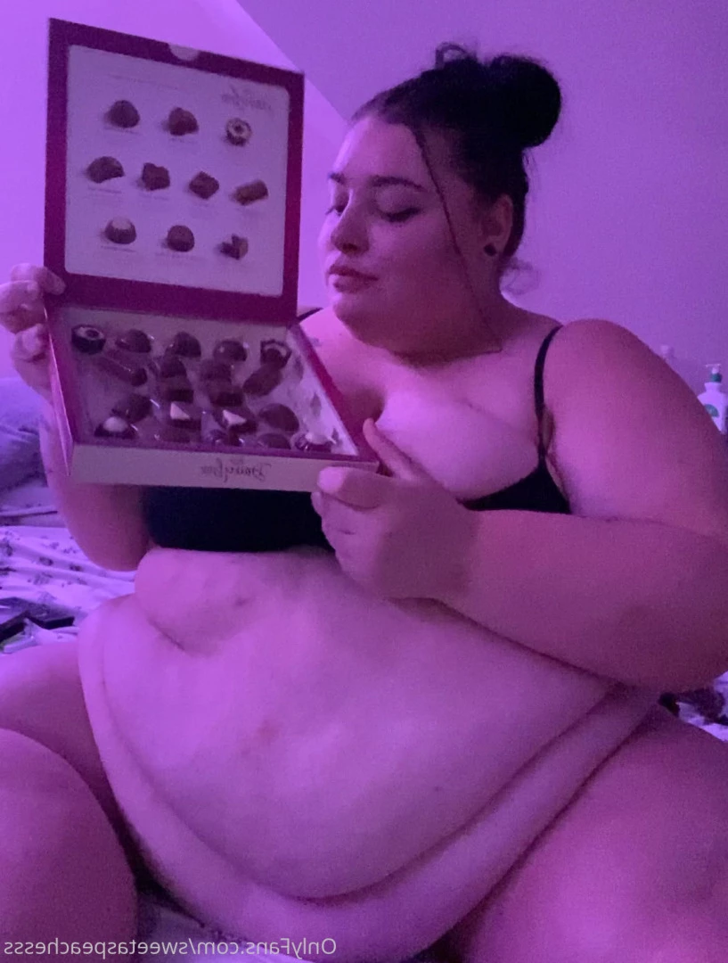 Sweet As Peaches [ sweetaspeachesss ] Onlyfans leaked photo 7877368 on Hotleaks.tv